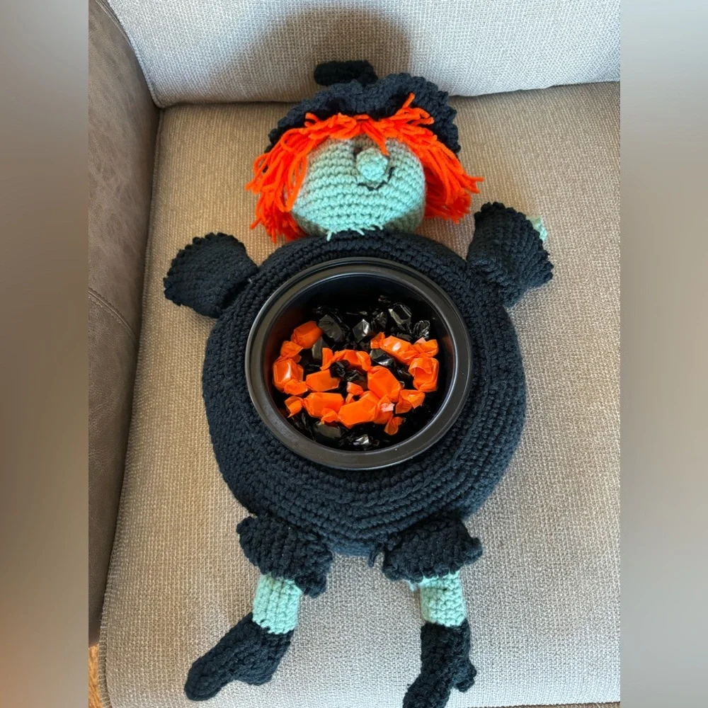 Crochet Witch‎ Candy Holder